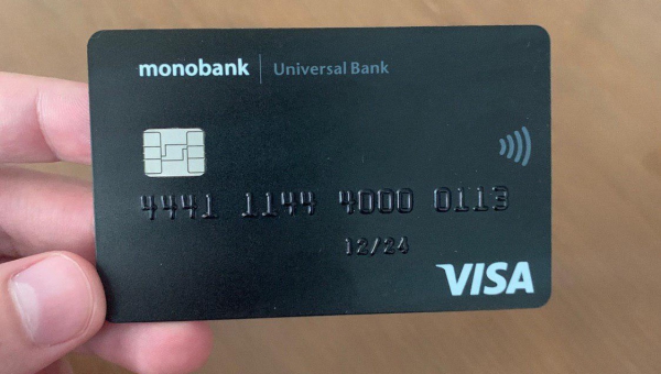 Карта Visa от Monobank